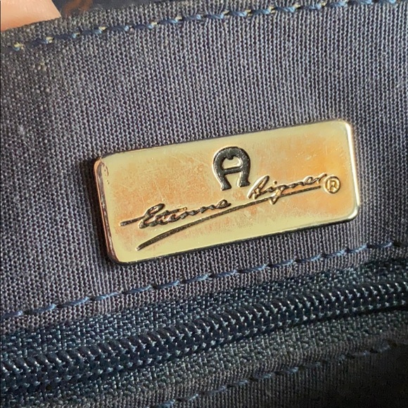 Vintage Etienne Aigner crossbody bag - Picture 7 of 8